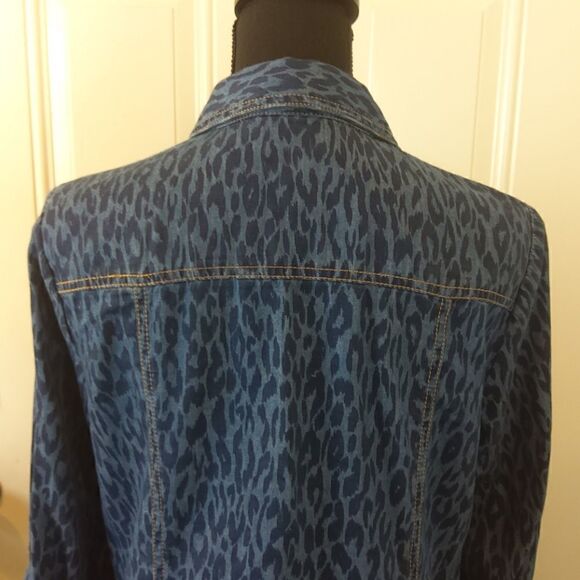 Chico's chambray animal print button front blouse - Picture 6 of 12